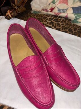 Weejuns Bright Fuchsia Leather Penny Loafers